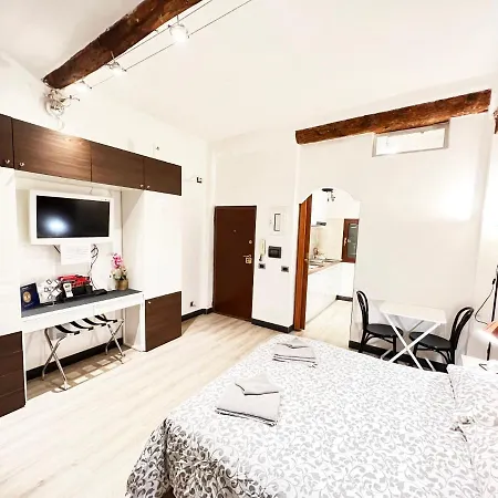 Garibaldi Apartment Genova - Red Lights District (Adults Only) Genua Exterior foto