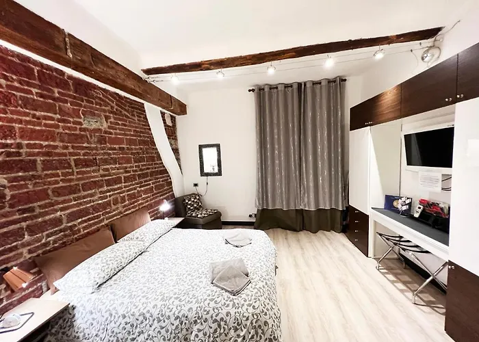 Garibaldi Apartment Genova - Red Lights District (Adults Only)