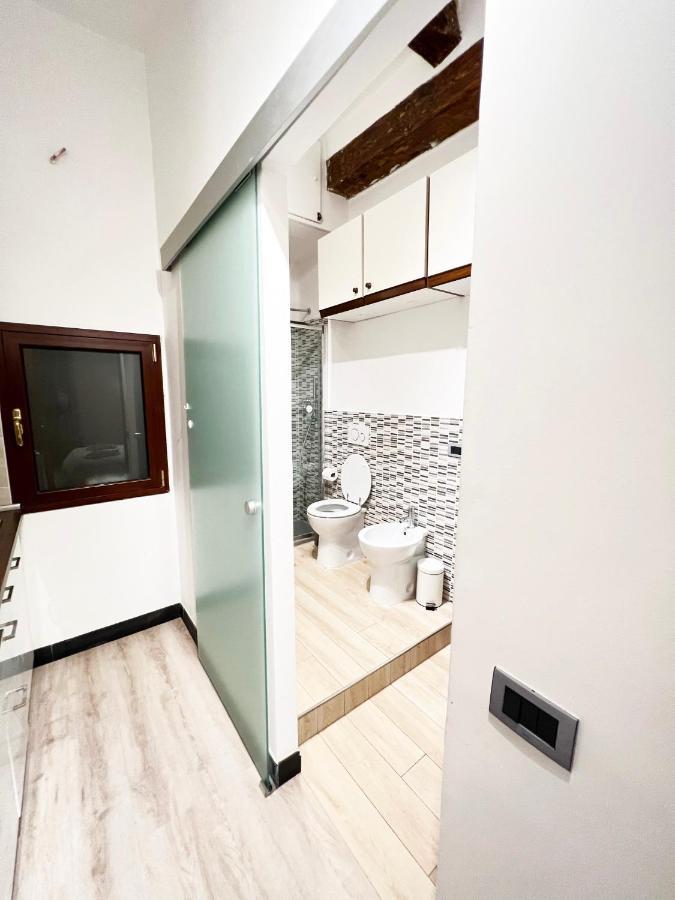 Garibaldi Apartment Genova - Red Lights District (Adults Only)